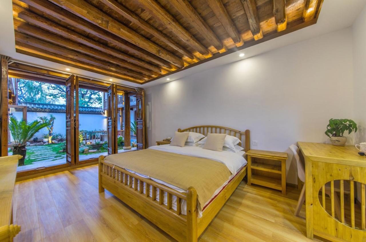 桐墅客栈 Lijiang Village House Exteriör bild
