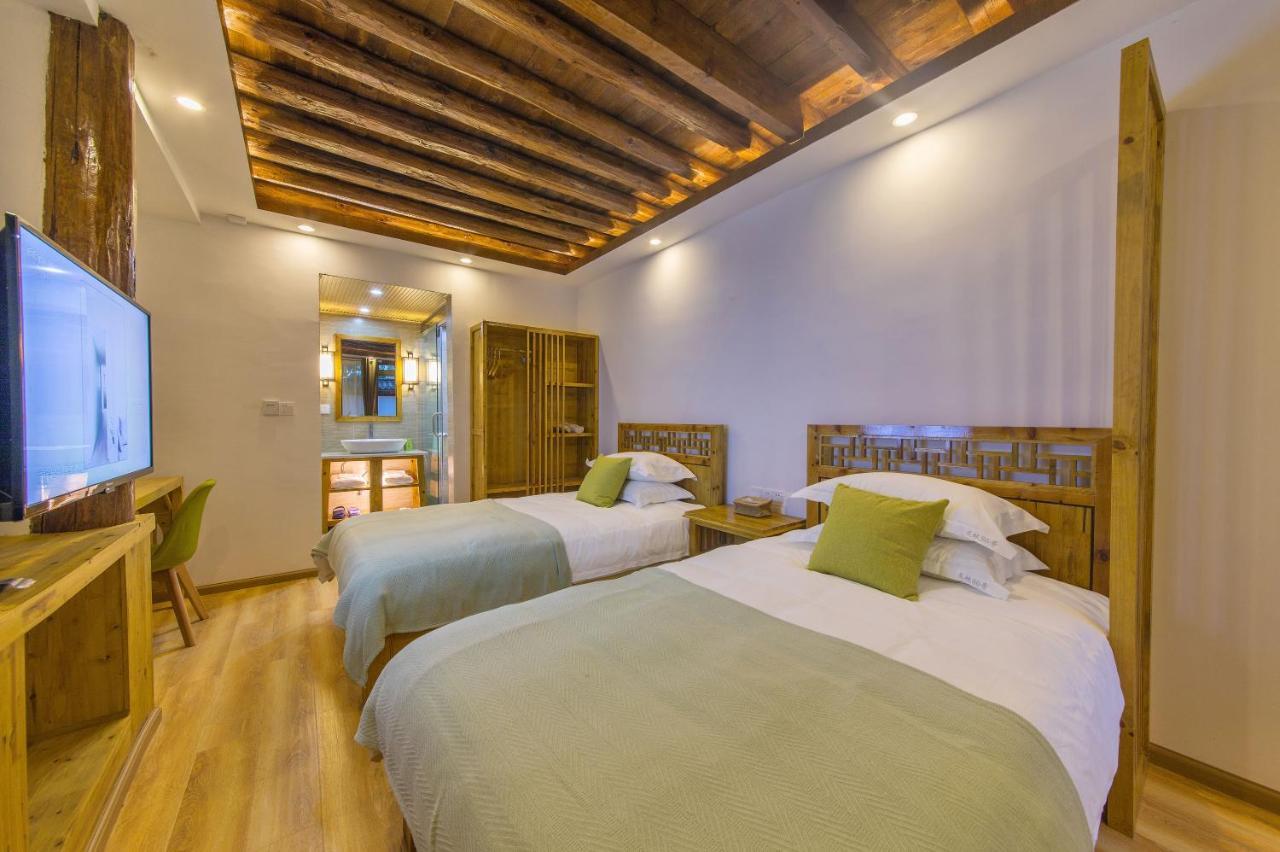 桐墅客栈 Lijiang Village House Exteriör bild