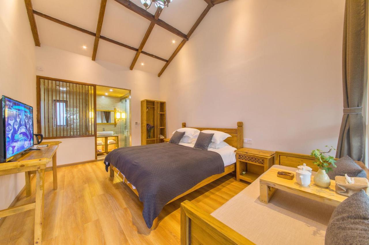 桐墅客栈 Lijiang Village House Exteriör bild