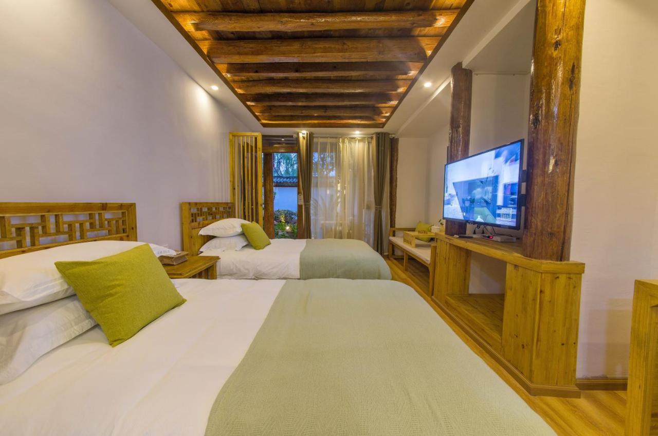 桐墅客栈 Lijiang Village House Exteriör bild
