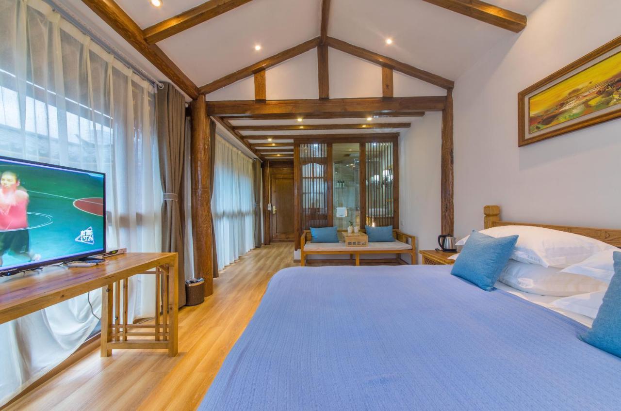 桐墅客栈 Lijiang Village House Exteriör bild