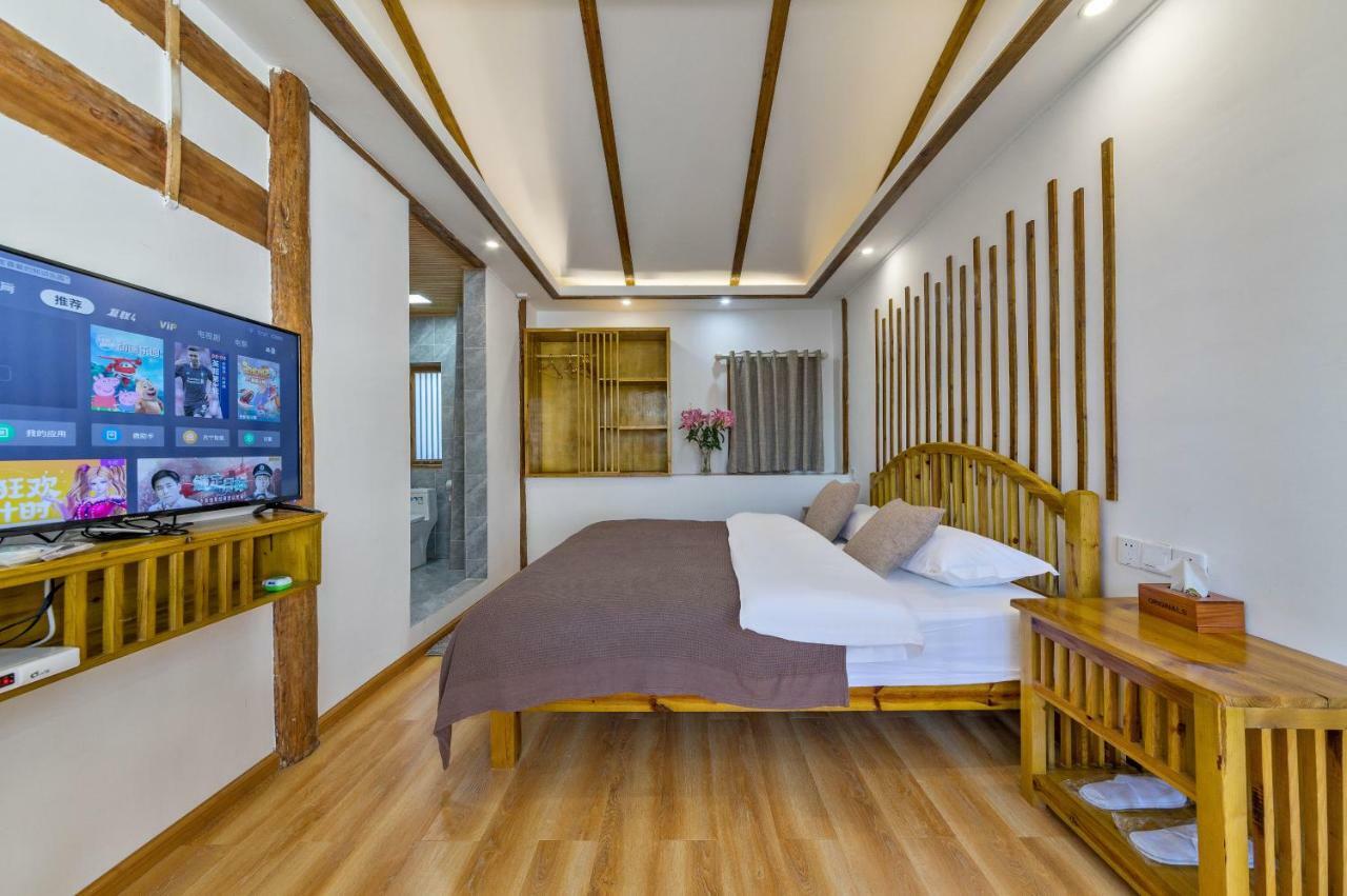 桐墅客栈 Lijiang Village House Exteriör bild