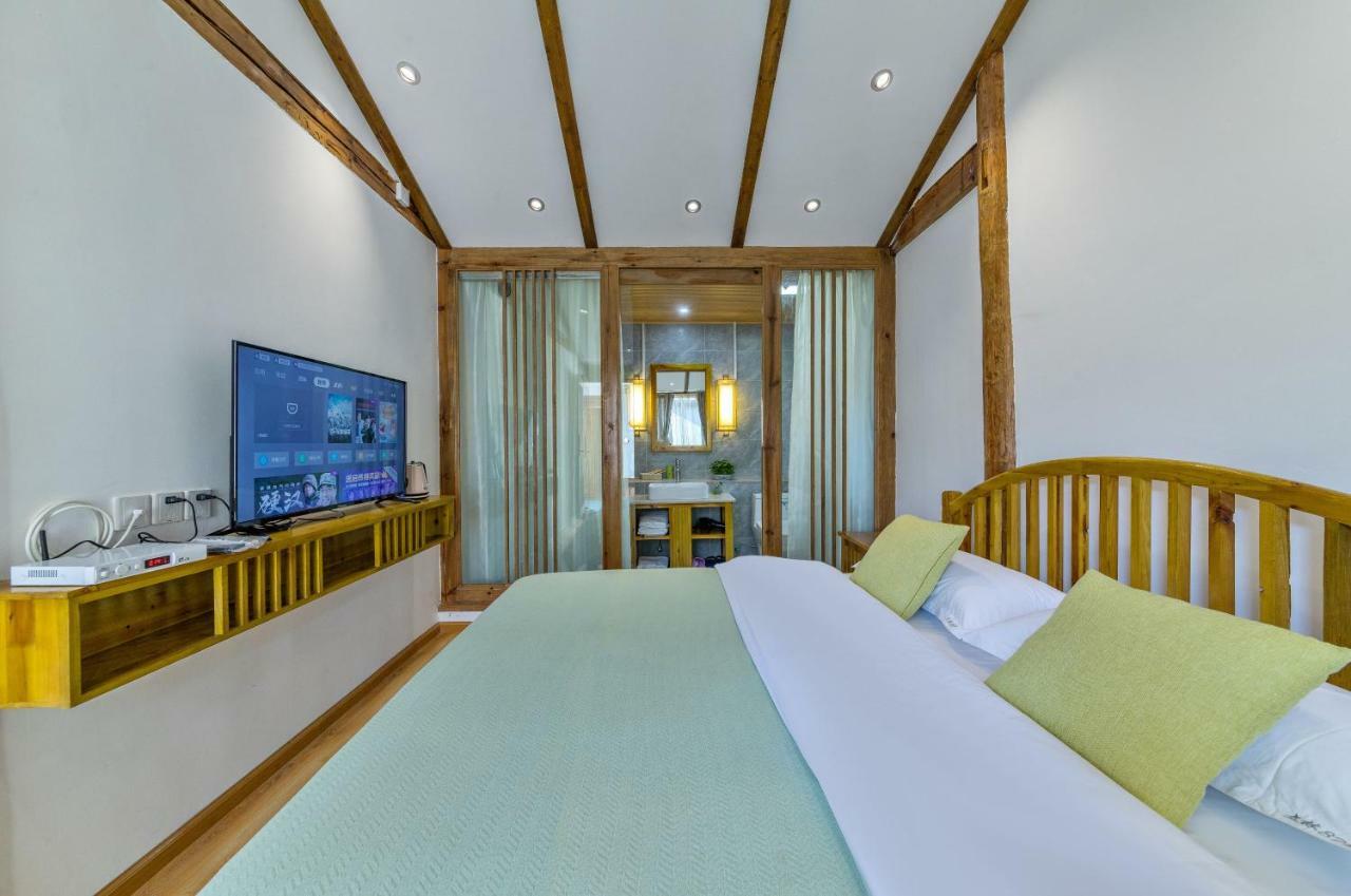 桐墅客栈 Lijiang Village House Exteriör bild