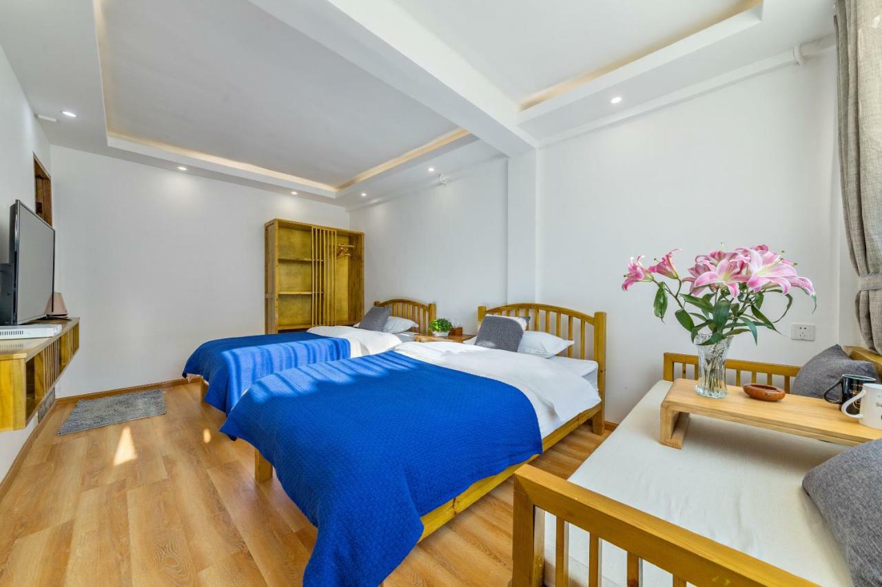 桐墅客栈 Lijiang Village House Exteriör bild